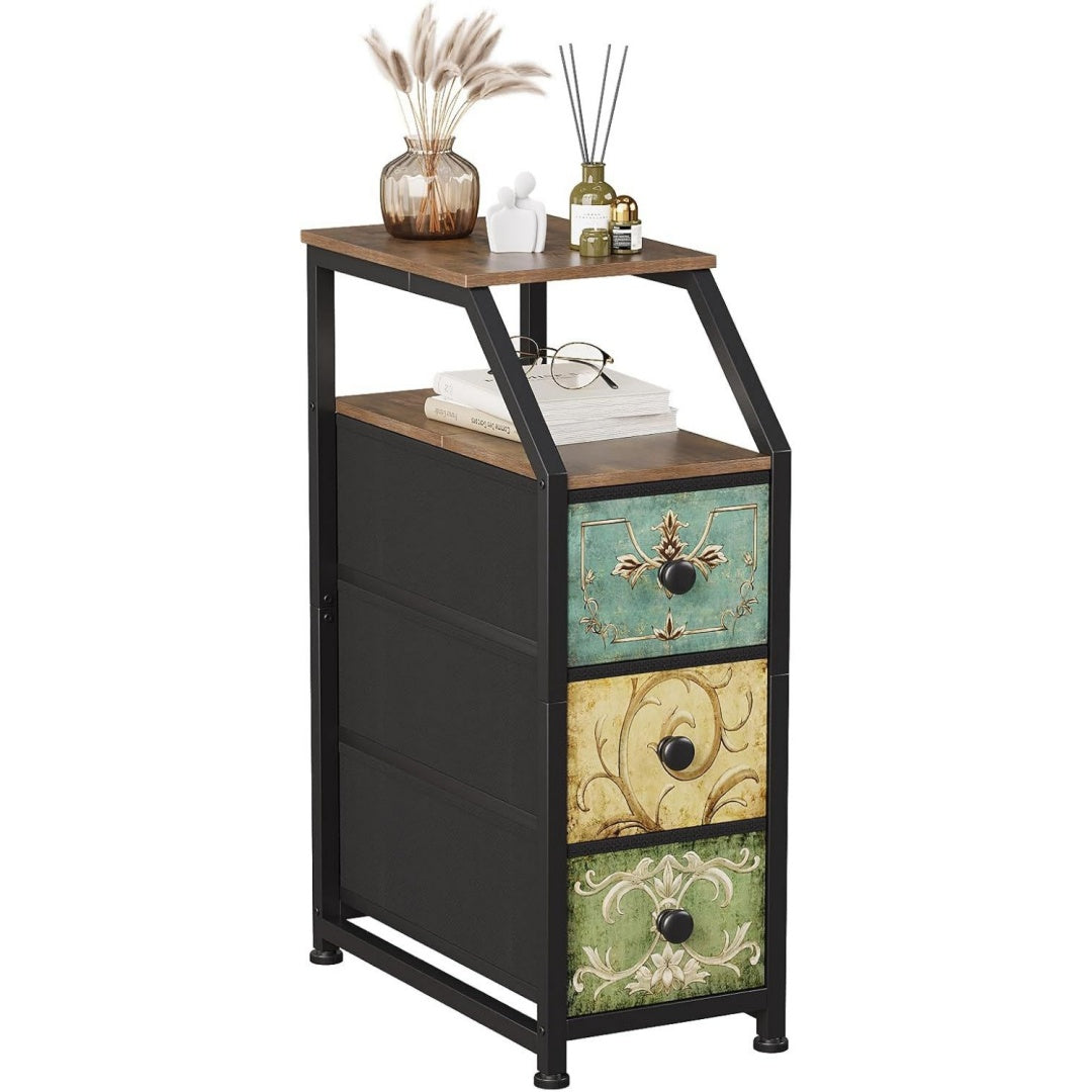Cassettiera multicolore con struttura nera